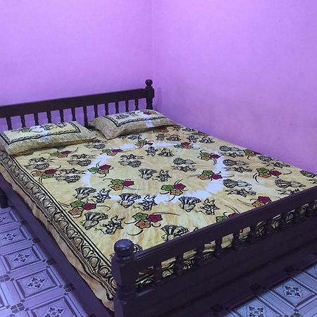 Auro Guest House Puducherry Exterior foto
